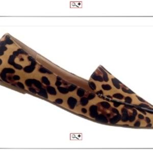 Pair of Leopard flats
